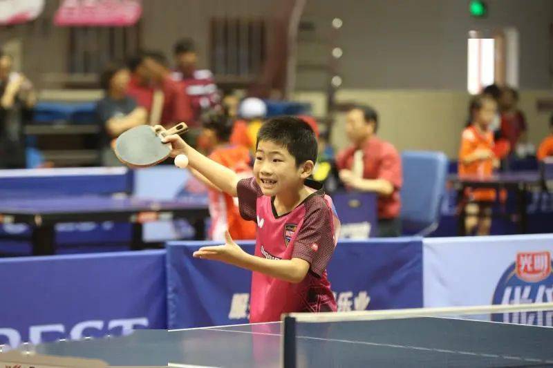 苏亚雷斯告 苏亚雷斯告